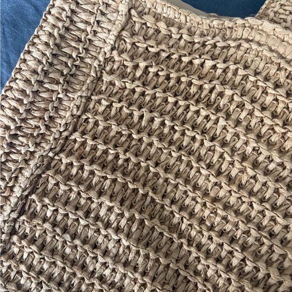 Straw Tote Bag - Picture 2 of 3